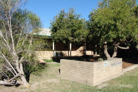 2 Graham St, Lake Albert, NSW 2650