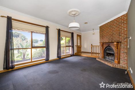 Property photo of 12 Central Road Hampton Park VIC 3976