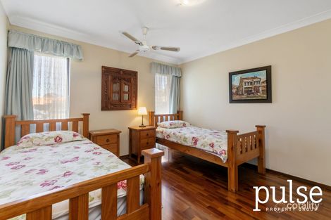 Property photo of 2 Tasman Place Shelley WA 6148