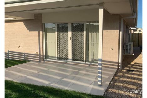 Property photo of 4 Cambridge Circuit Pimpama QLD 4209