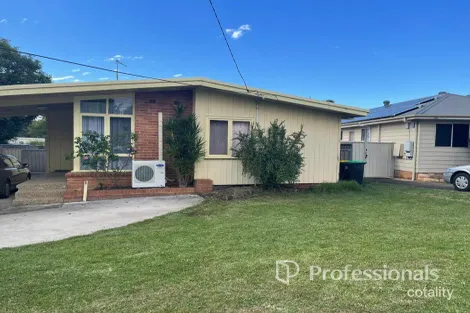64 MAPLE RD, NORTH ST MARYS, NSW 2760