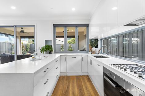 Property photo of 7 Newcombe Avenue West Lakes Shore SA 5020