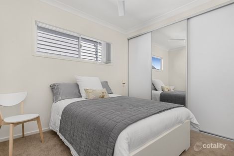 55 Grenade St, Cannon Hill, QLD 4170