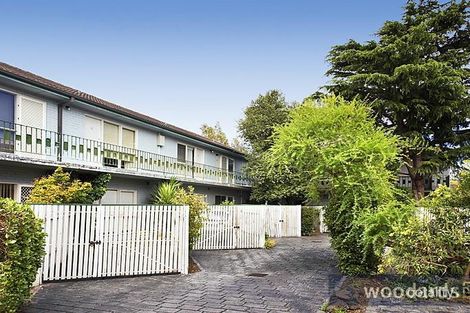 12/2 Maroona Rd, Carnegie, VIC 3163