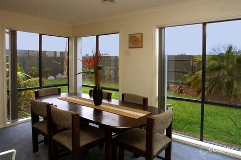 Property photo of 28 Pendulum Place Berwick VIC 3806
