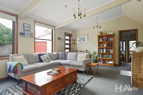 Property photo of 21 Crestview Court Newnham TAS 7248