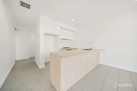 Property photo of 5 Basanite Loop Treeby WA 6164