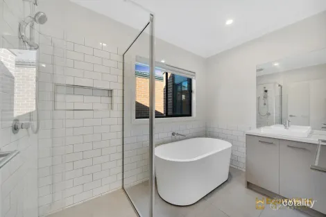 Property photo of 24 Crestfield Way Wyndham Vale VIC 3024