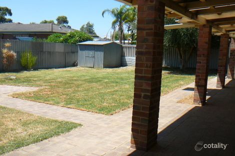 8 Wickens St, Beckenham, WA 6107