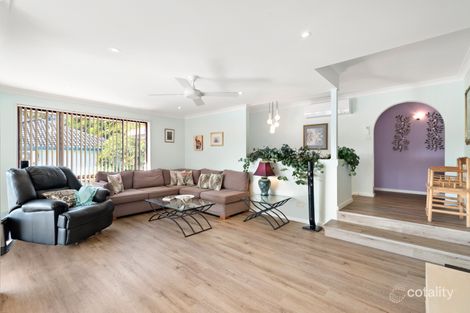 Property photo of 19 Beveridge Drive Green Point NSW 2251