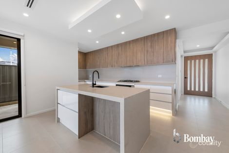 Property photo of 4 Xenon Road Kalkallo VIC 3064