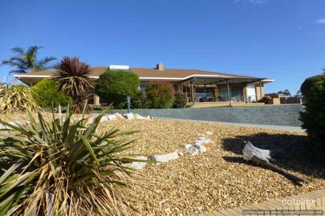 6 Windermere Tce, Paynesville, VIC 3880