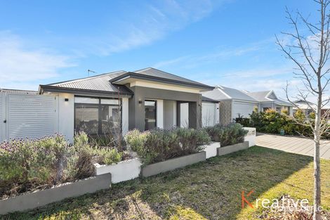 Property photo of 6 Ficus Way Piara Waters WA 6112