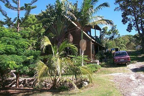 138 Tramican St, Point Lookout, QLD 4183