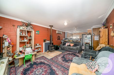 Property photo of 1/42 Tichborne Crescent Kooringal NSW 2650