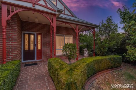 Property photo of 11 Whisken Way Berwick VIC 3806