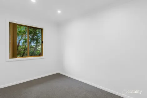 Property photo of 3/42A Greenacre Road Wollongong NSW 2500