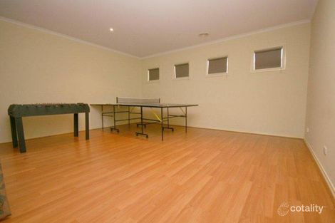 Property photo of 28 Inverell Parkway Tarneit VIC 3029