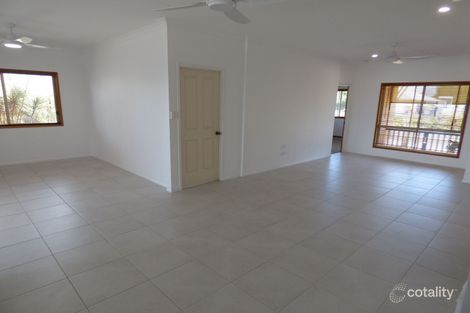 Property photo of 16 Rosella Way Woodgate QLD 4660