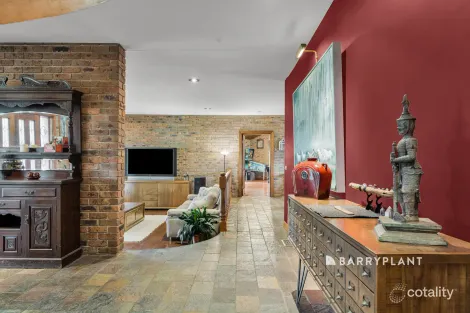 Property photo of 21-23 Hillsley Avenue Narre Warren North VIC 3804