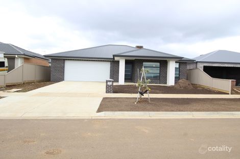 Property photo of 37 Swan Boulevard Winter Valley VIC 3358
