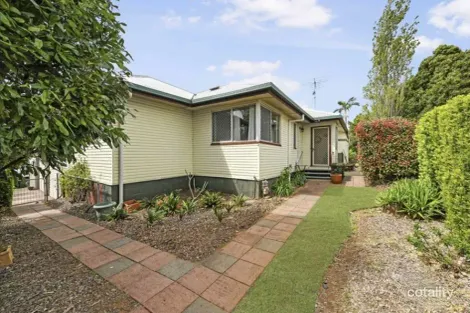 Property photo of 2 Monash Street Newtown QLD 4350