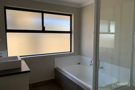 Property photo of 44 Pegasus Boulevard McKail WA 6330