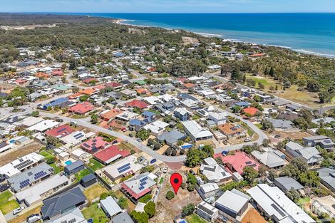 Property photo of 33 Belinda Loop Dawesville WA 6211