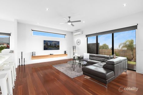 Property photo of 24 Tannin Way Waurn Ponds VIC 3216