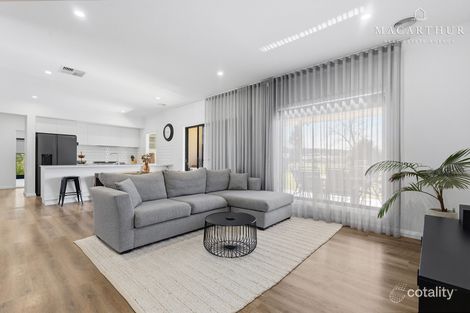 Property photo of 8 Pine Court Springvale NSW 2650
