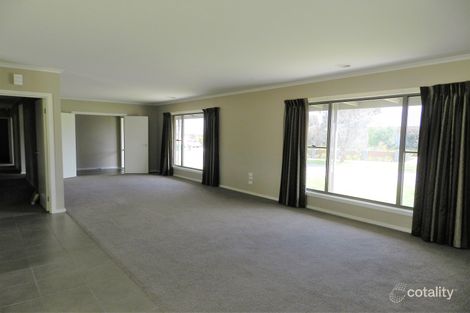 Property photo of 9 Luka Court Sebastopol VIC 3356