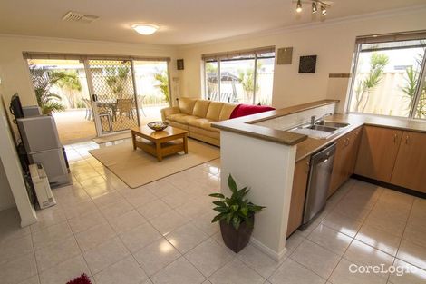 Property photo of 1/16 Doneraile Court Waterford WA 6152