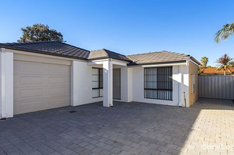 Property photo of 3C Bluegum Close Armadale WA 6112