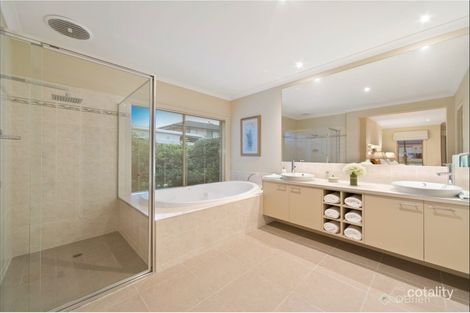 Property photo of 4 Eva Florence Way Narre Warren South VIC 3805
