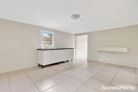 Property photo of 24 Vale Road South Bathurst NSW 2795