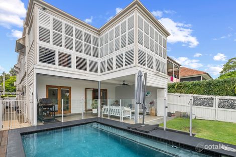 15 Erica St, Cannon Hill, QLD 4170