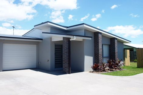 Property photo of 2/18 Benarid Drive Ooralea QLD 4740