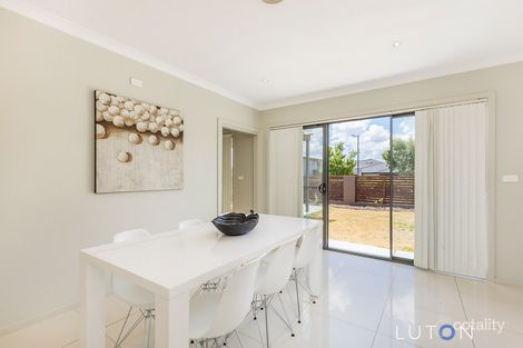 Property photo of 1 Allnutt Crescent Forde ACT 2914