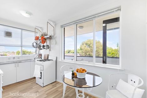 Property photo of 18/11 Redan Street St Kilda VIC 3182