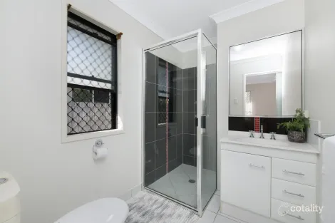 Property photo of 5 Rowley Place Burdell QLD 4818