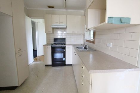 Property photo of 15 Monaro Place Heckenberg NSW 2168