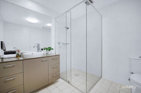 Property photo of 305/10 Peninsula Drive Breakfast Point NSW 2137