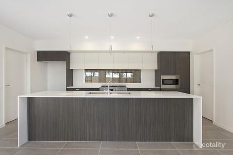 Property photo of 20 Gledswood Hills Drive Gledswood Hills NSW 2557