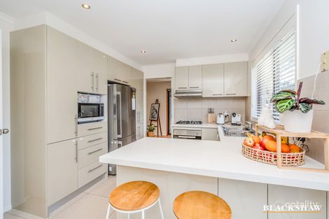 Property photo of 22 Jenner Court Wanniassa ACT 2903