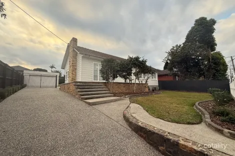 Property photo of 43 Greensborough Road Macleod VIC 3085