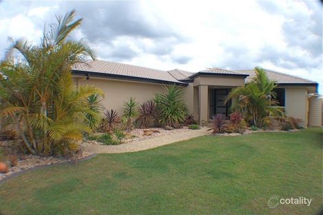 6 Reeders St, Sandstone Point, QLD 4511