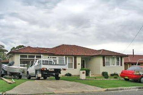 33 Mirambeena St, Belmont North, NSW 2280