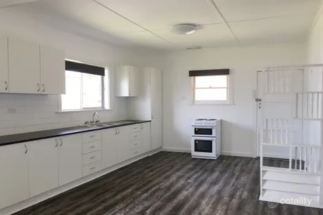 Property photo of 14 Buff Point Avenue Buff Point NSW 2262