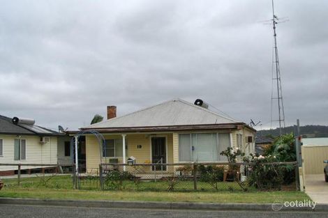 19 Bonarius St, Warners Bay, NSW 2282