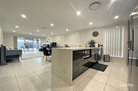 6 Dinant Rd, Edmondson Park, NSW 2174